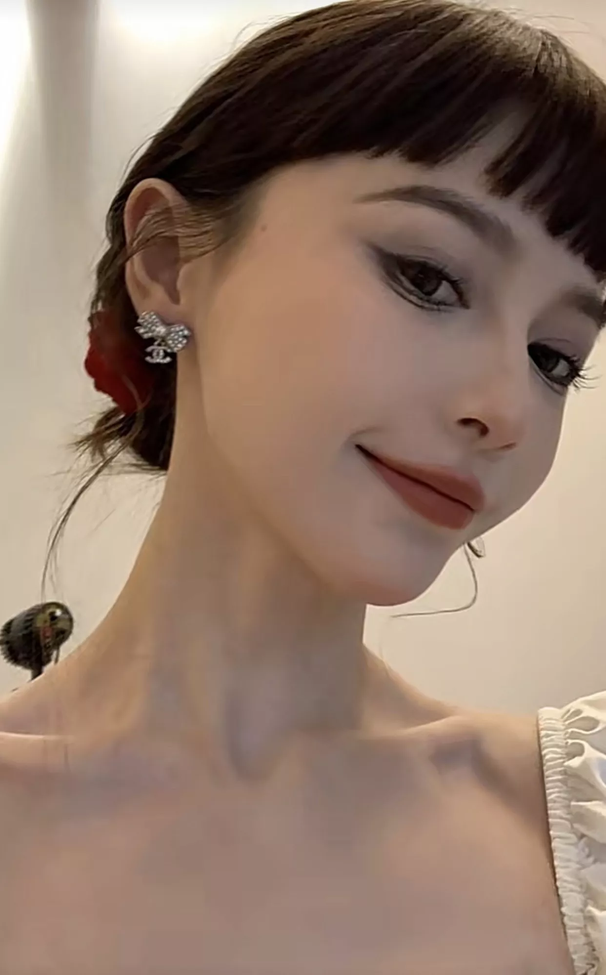 샤넬 리본 드롭 더블씨 이어링 상세 이미지 21