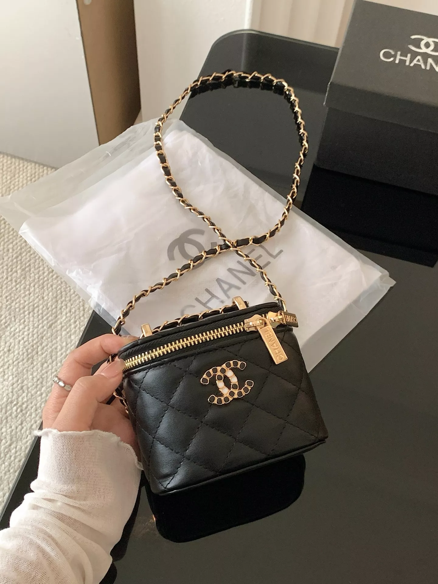 샤넬 미니 박스 체인백 상세 이미지 21