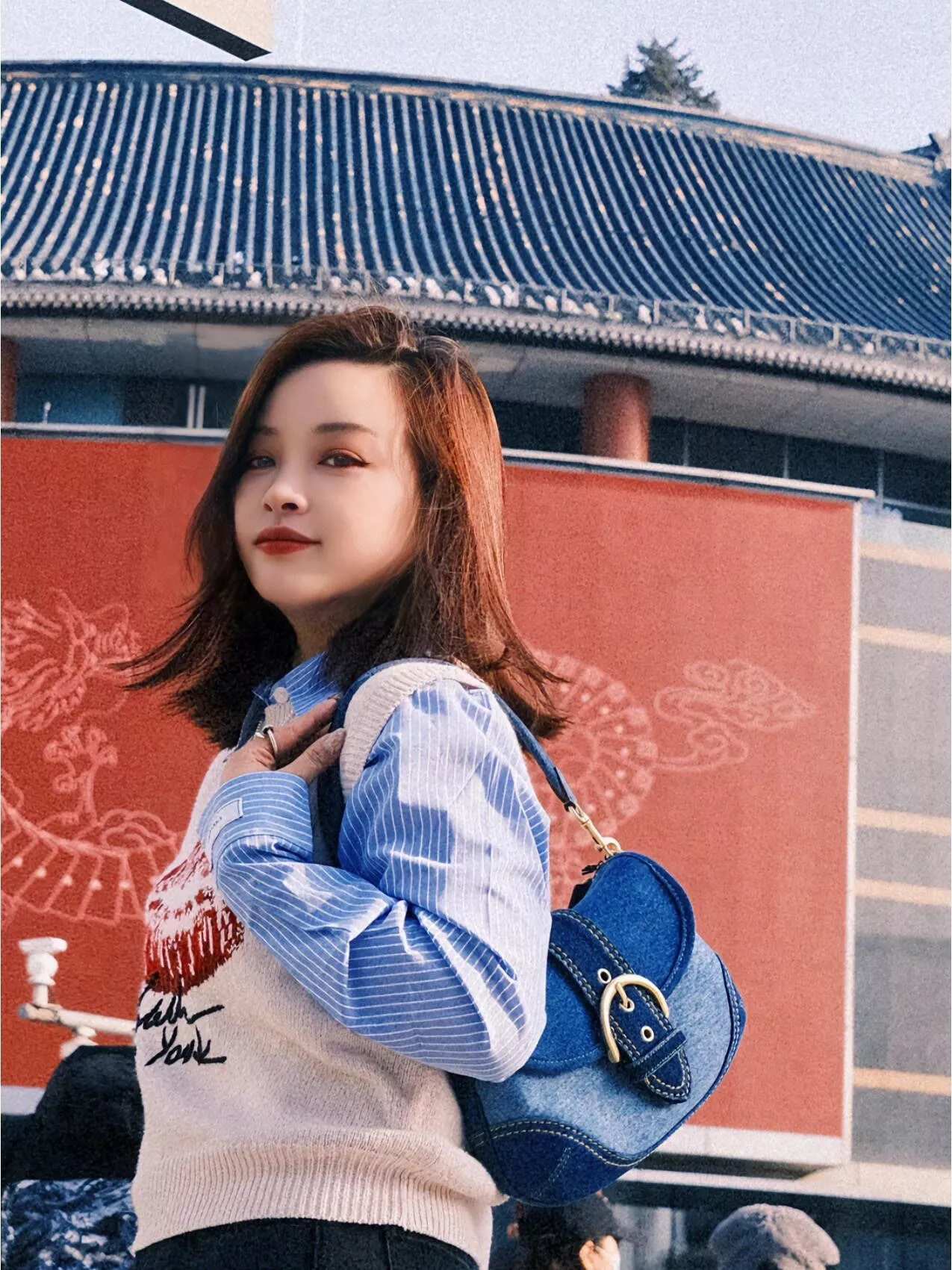 코치 빈티지 무드 플랩 겨드랑이백 상세 이미지 53