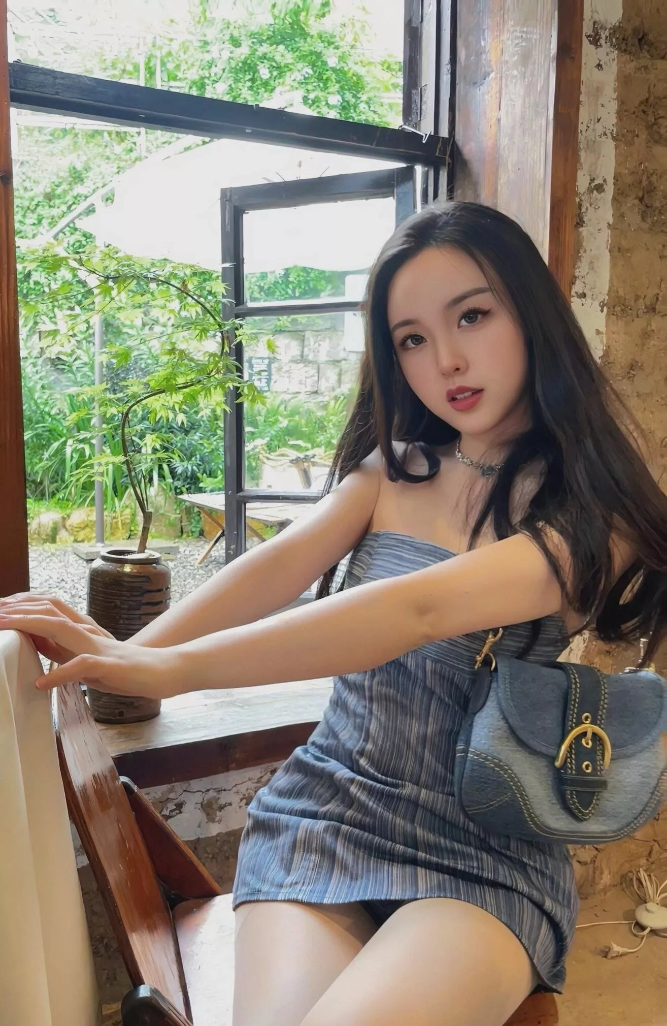 코치 빈티지 무드 플랩 겨드랑이백 상세 이미지 65