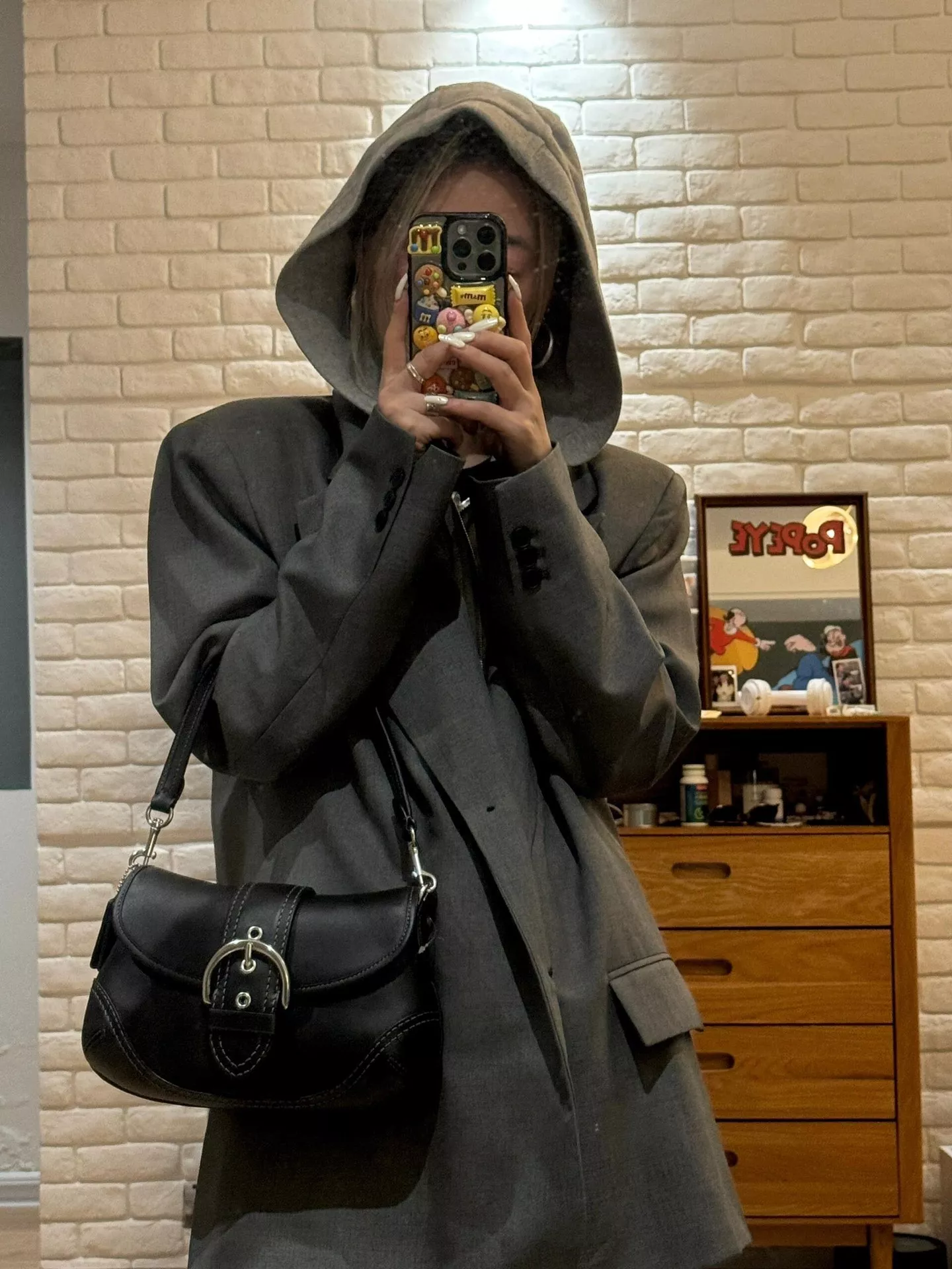 코치 빈티지 무드 플랩 겨드랑이백 상세 이미지 70
