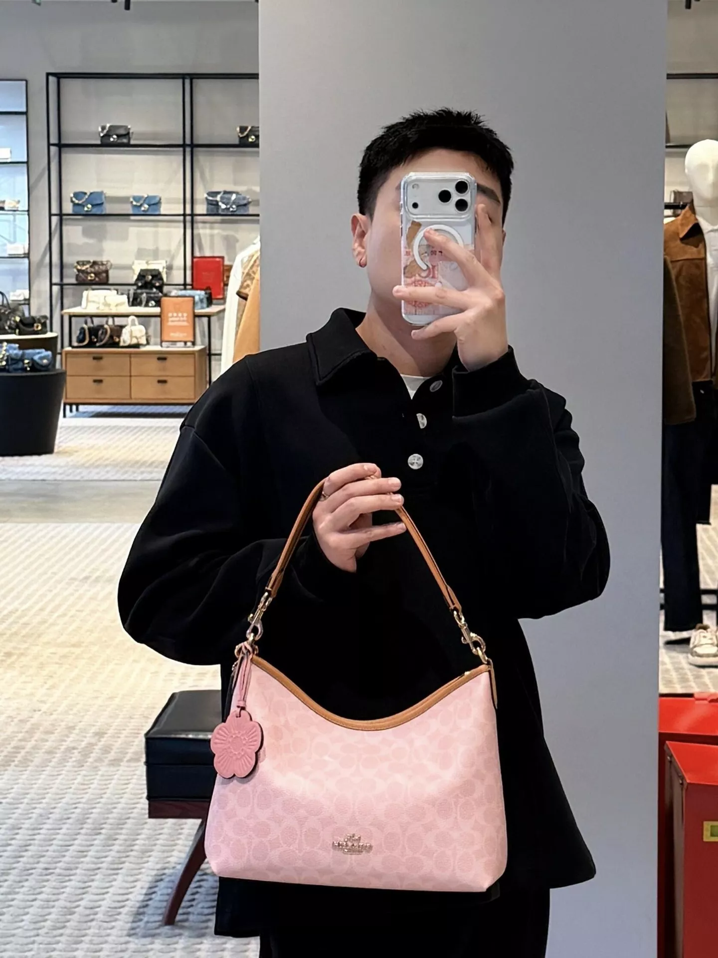 코치 로럴 31 월형 숄더 가방 상세 이미지 52
