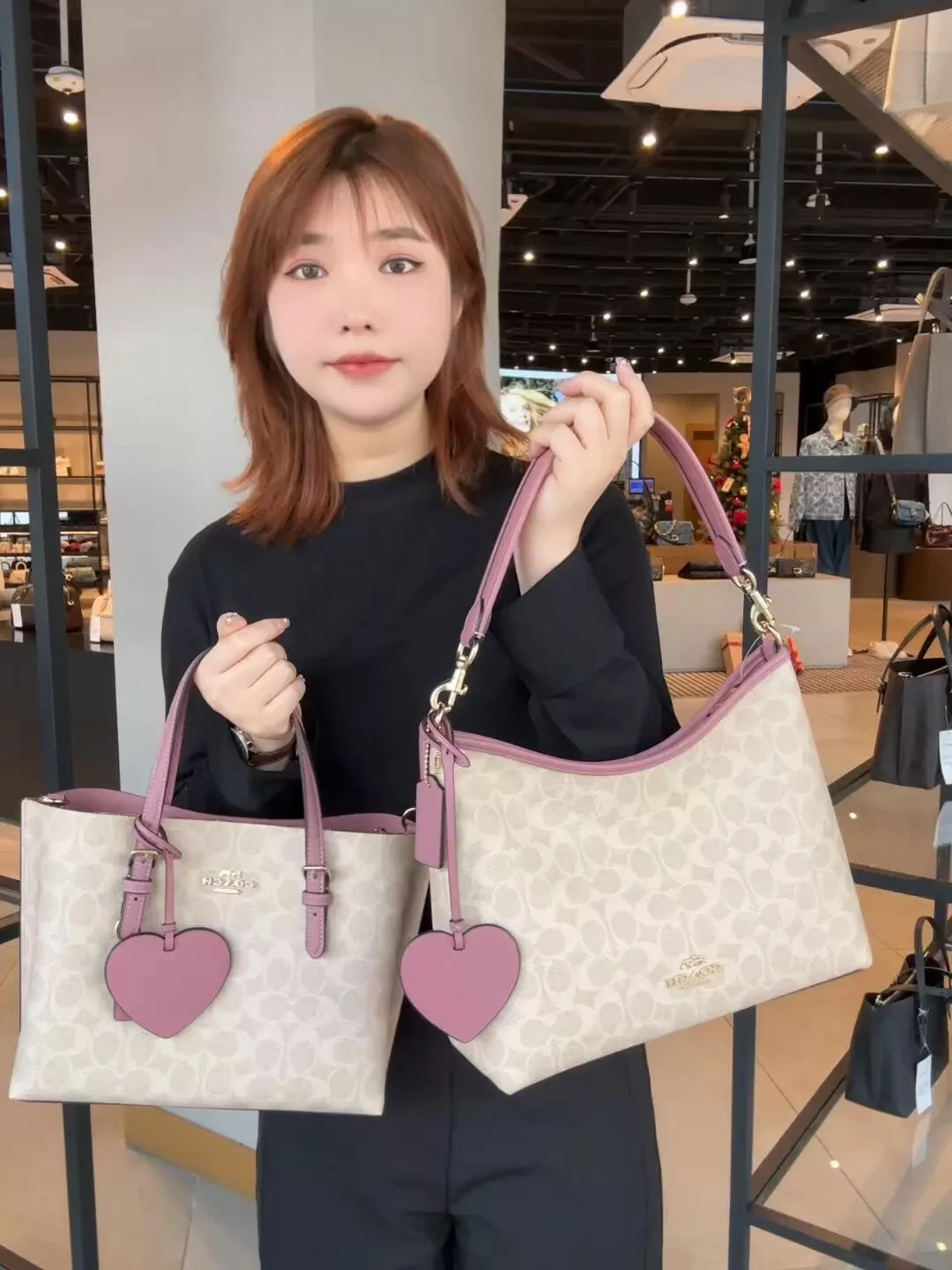 코치 로럴 31 월형 숄더 가방 상세 이미지 46