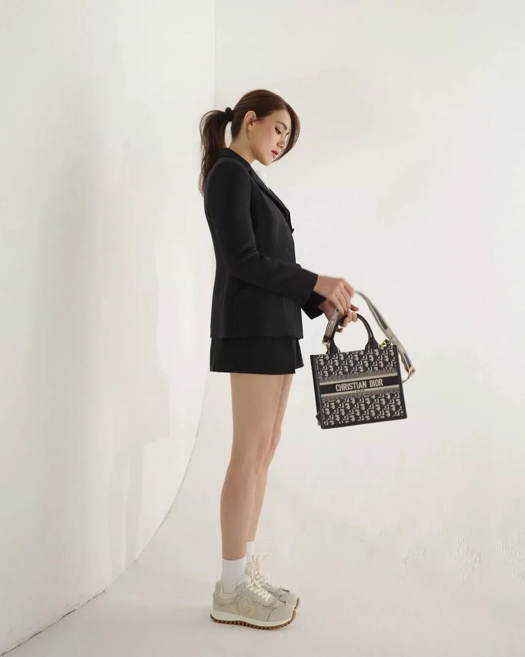 디올 오블리크 자수 캔버스 배색 백 상세 이미지 68
