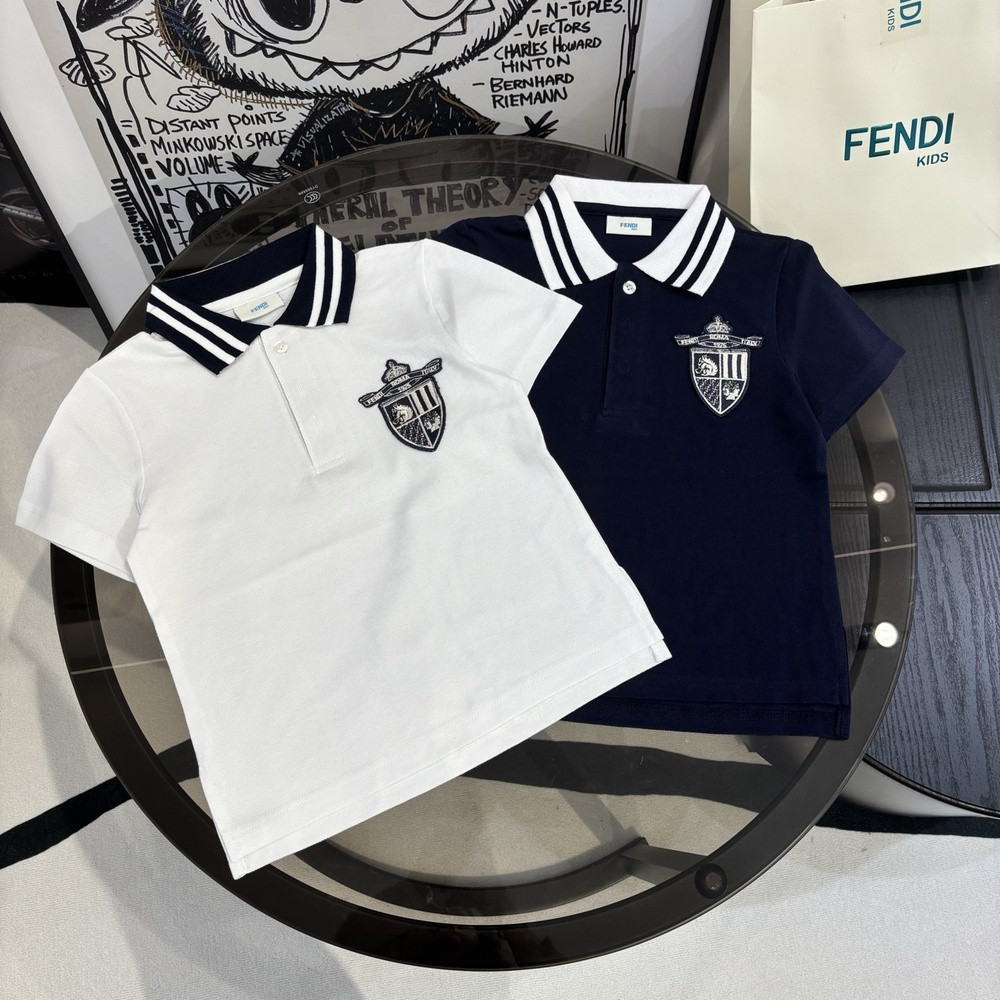 펜디 세일러 무드 폴로 세트