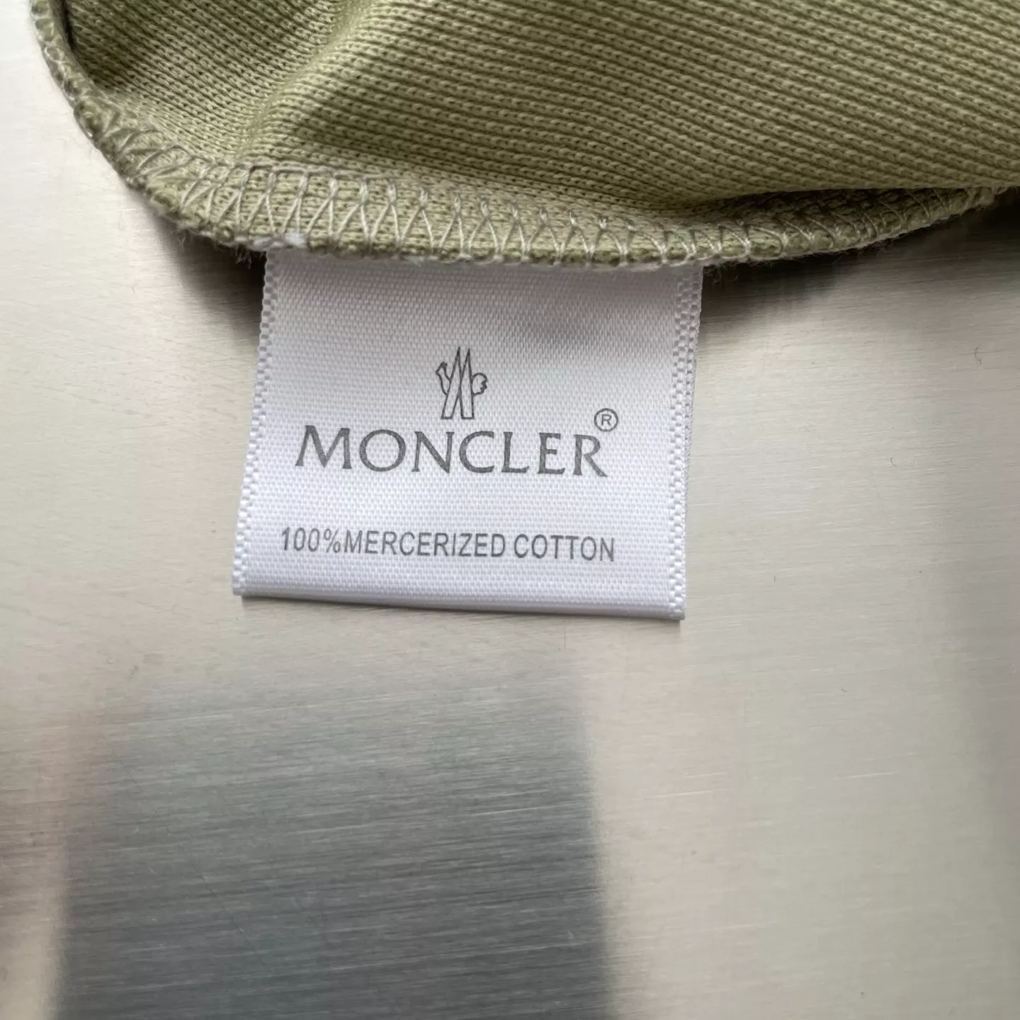몽클레어 배색 카라 코튼 폴로 상의 상세 이미지 12