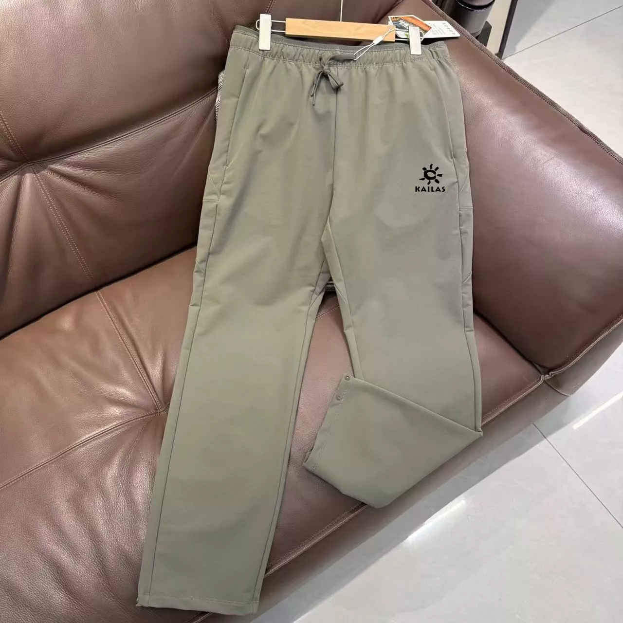 카일라스 아웃도어 삼방 기능성 롱팬츠 상세 이미지 4