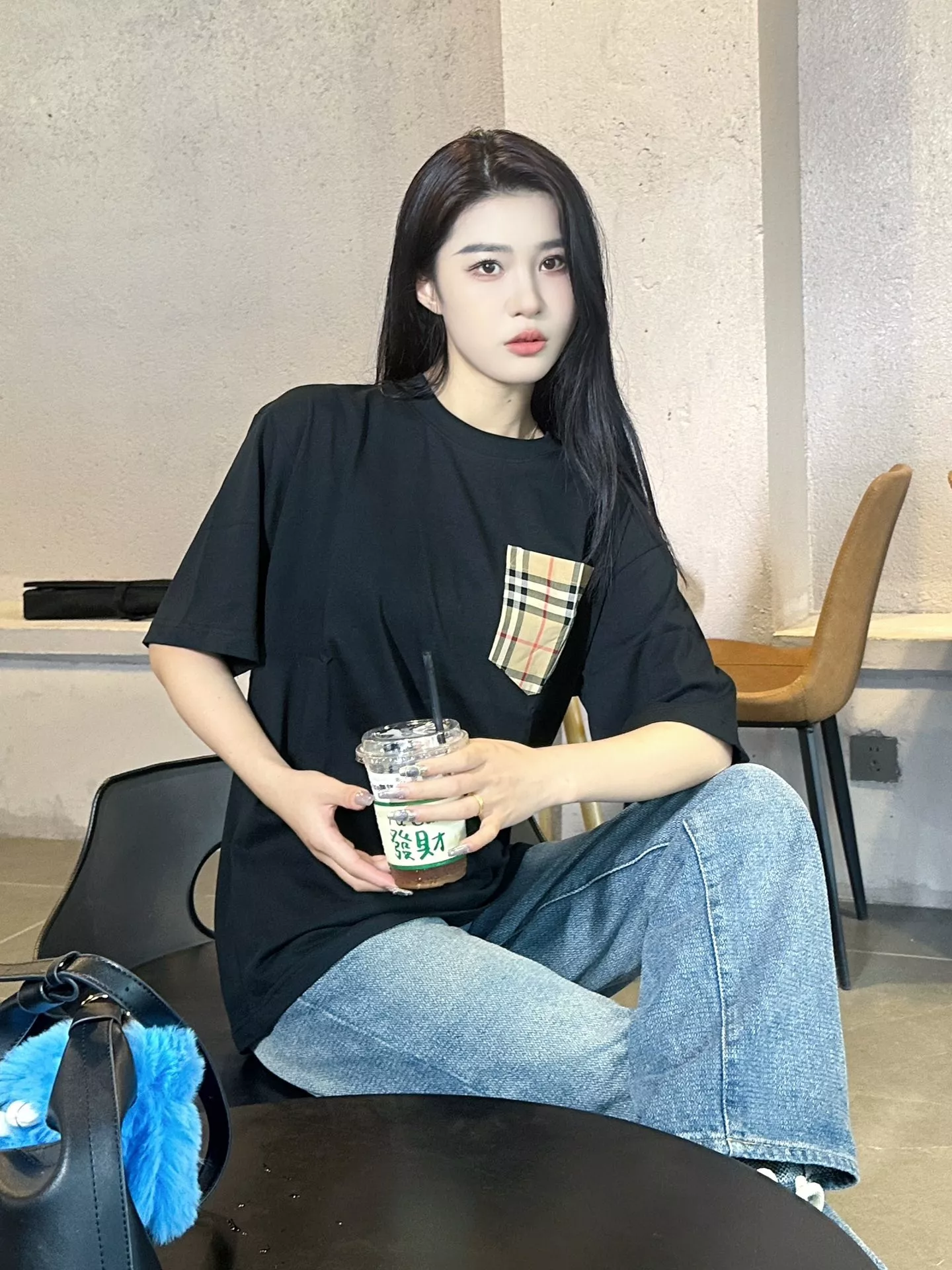 버버리 체크 포켓 포인트 반팔 상의 상세 이미지 11