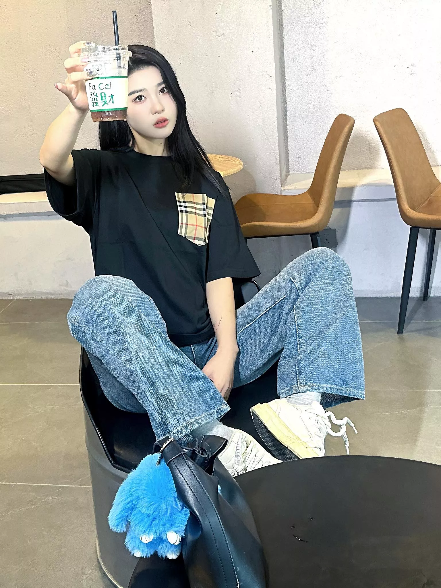 버버리 체크 포켓 포인트 반팔 상의 상세 이미지 17