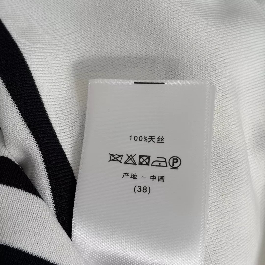 디올 브이넥 자수 스트라이프 니트 가디건 상세 이미지 9