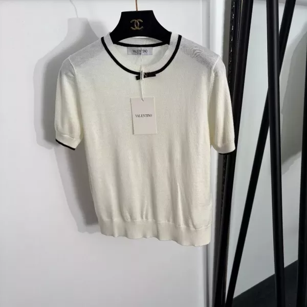 발렌티노 배색 라운드넥 반팔 울 니트 상의