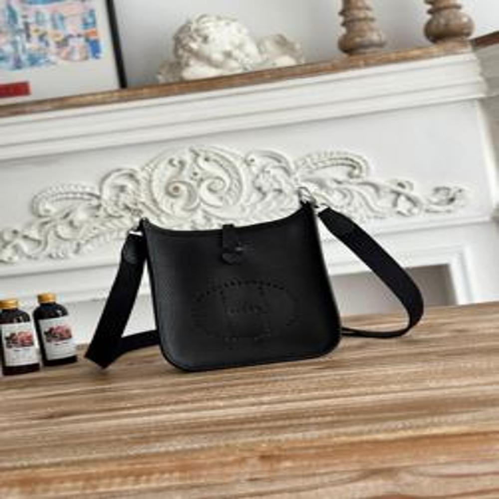 에르메스 미니 에블린 (Mini Evelyne)