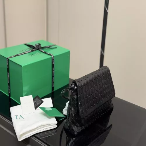 보테가베네타 플랩 위빙 백