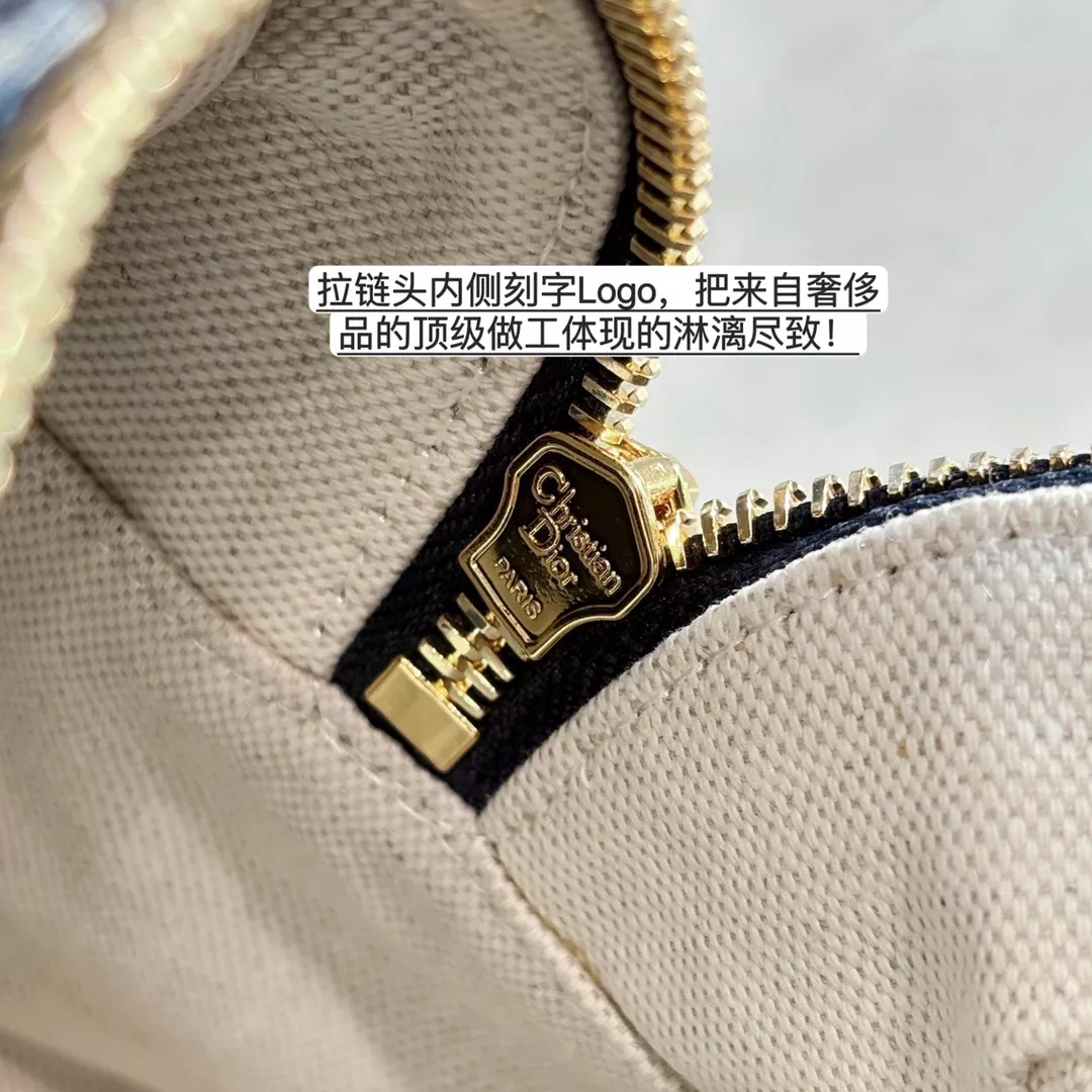 디올 오블리크 패턴 그루브 20 백 상세 이미지 8
