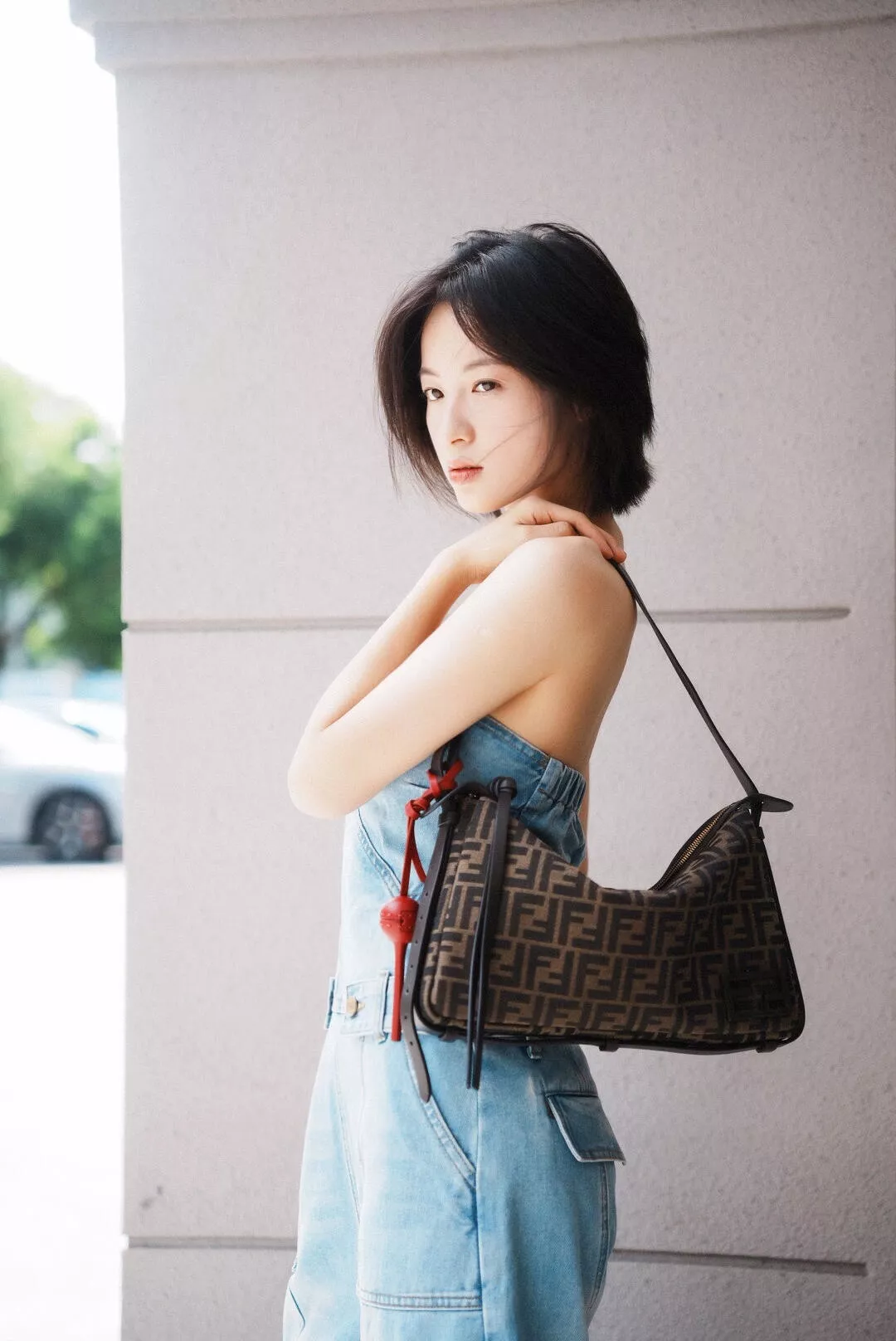 펜디 심플리 라인 숄더 스타일 백 상세 이미지 74