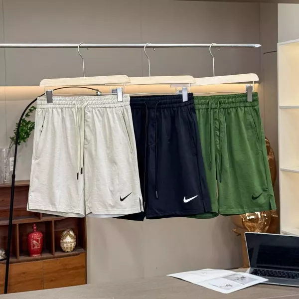 나이키 여름용 경량 스포츠 반바지