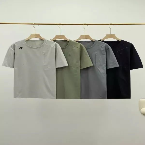 데상트 아이스 실크 쿨링 반팔 탑