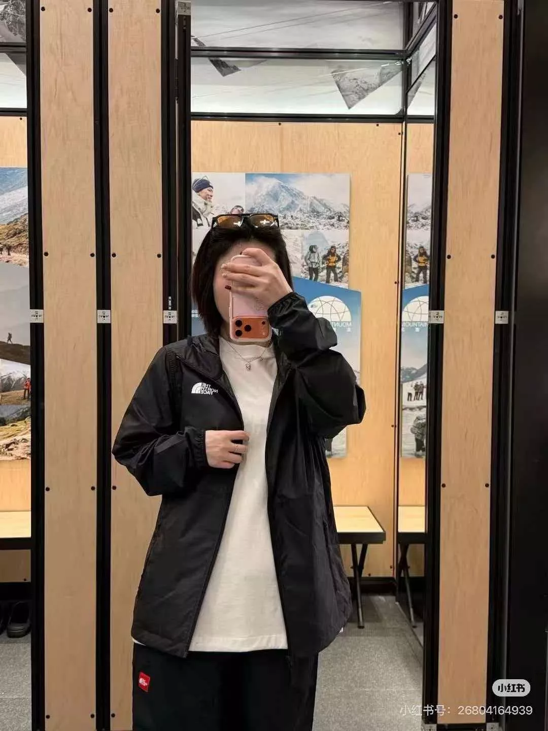노스페이스 아웃도어 경량 후드 바람막이 상세 이미지 24