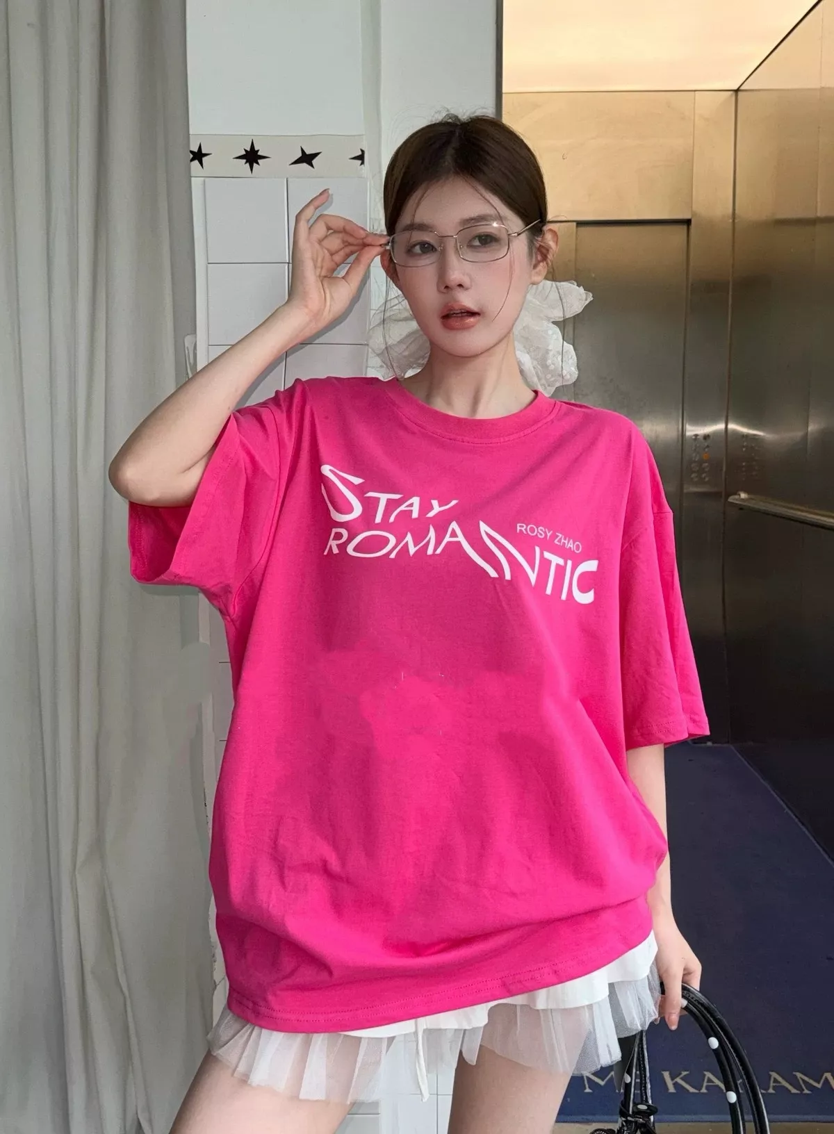 노브랜드 콘서트 무드 라즈베리 컬러 반팔 티 상세 이미지 9