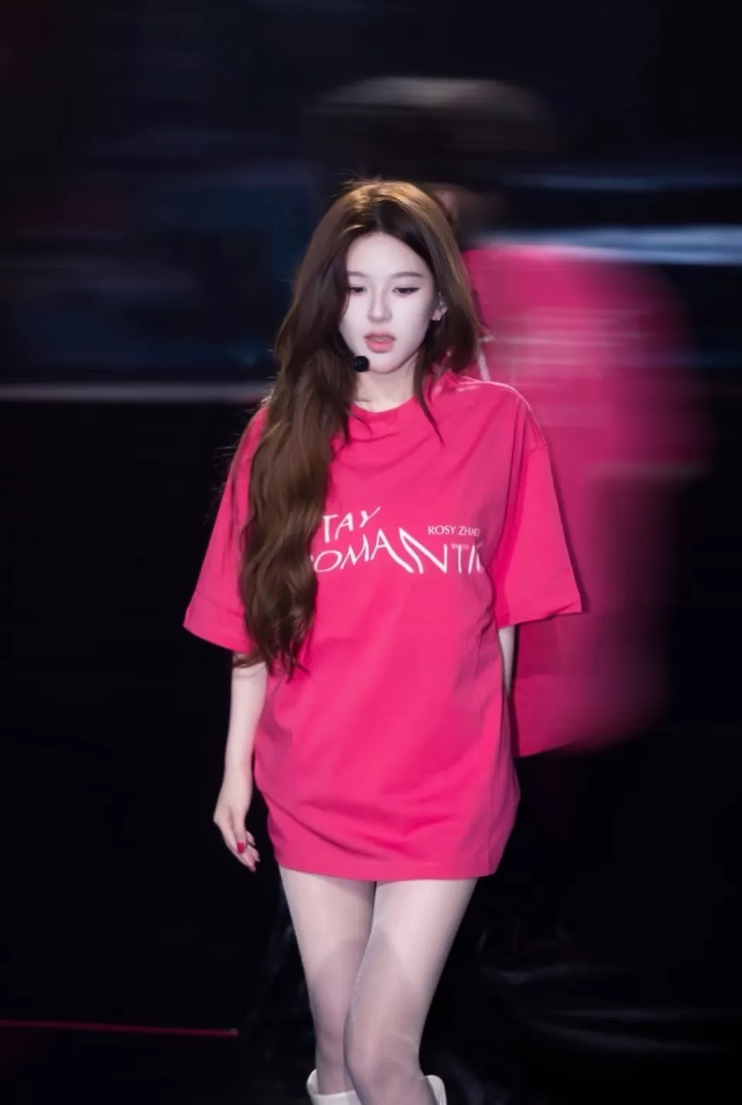 노브랜드 콘서트 무드 라즈베리 컬러 반팔 티 상세 이미지 21