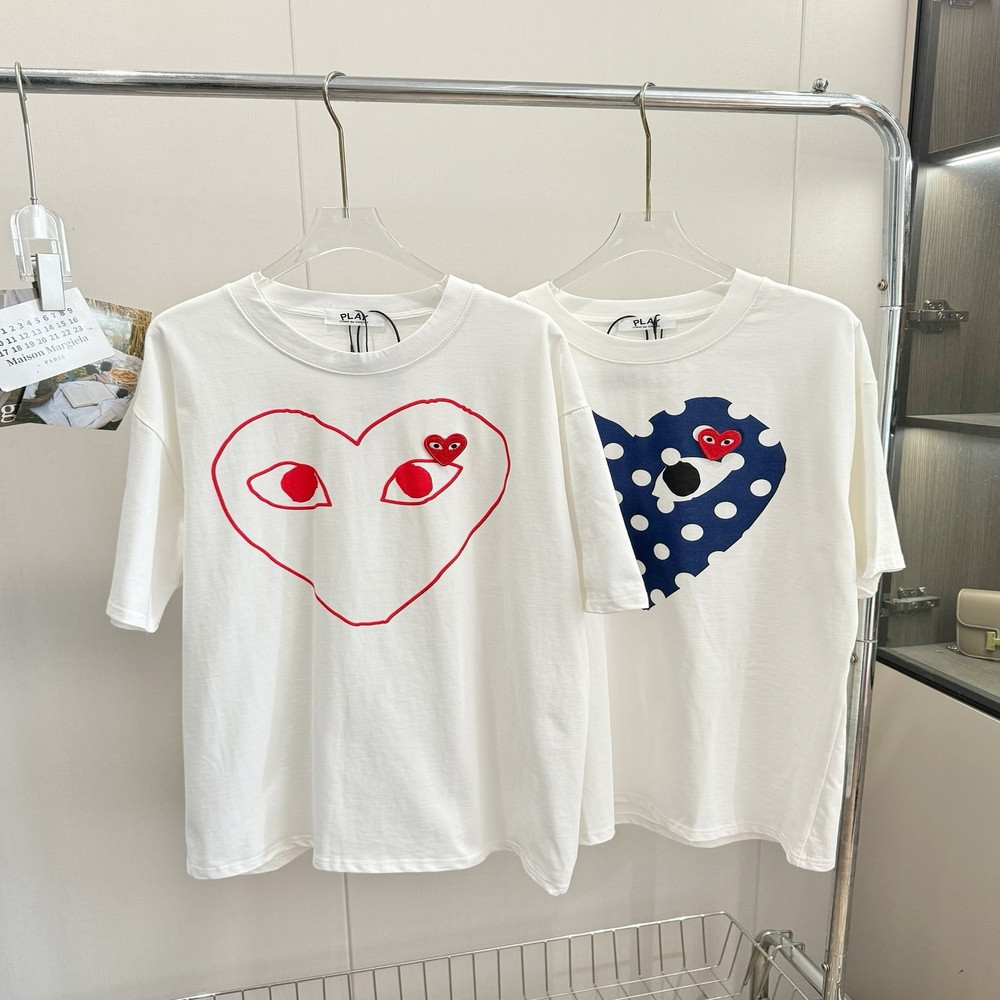 꼼데가르송 일본 한정 하트 로고 반팔 상의