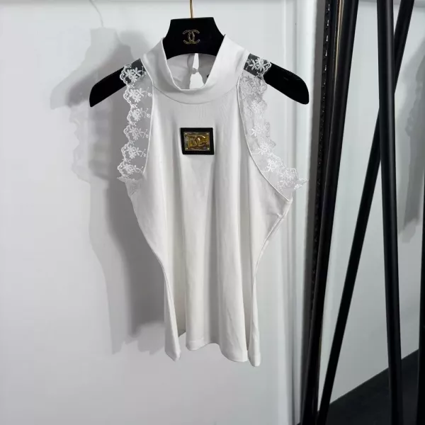 돌체앤가바나 메탈 로고 레이스 배색 하이넥 슬리브리스 상의
