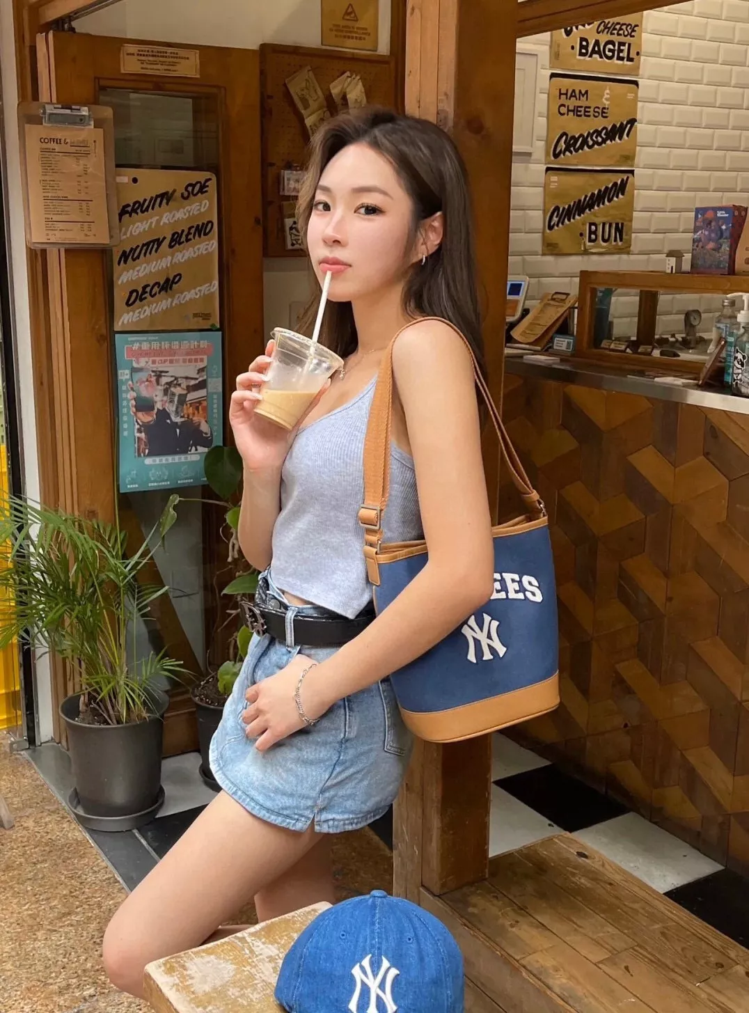 엠엘비 레트로 무드 자수 캔버스 숄더 겸 크로스 가방 상세 이미지 24