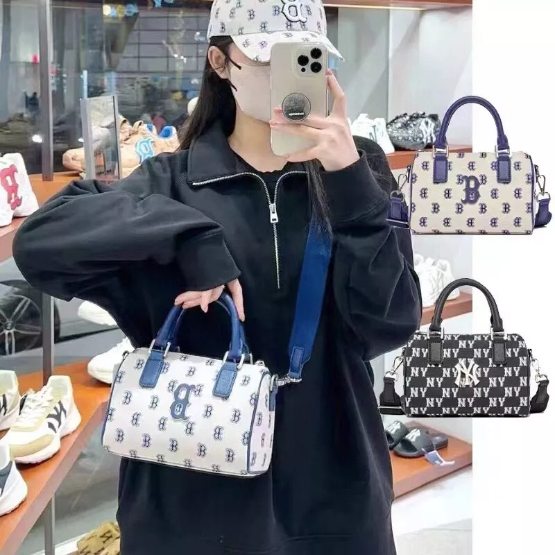 엠엘비 모노그램 캔버스 미니 실린더 백 상세 이미지 4