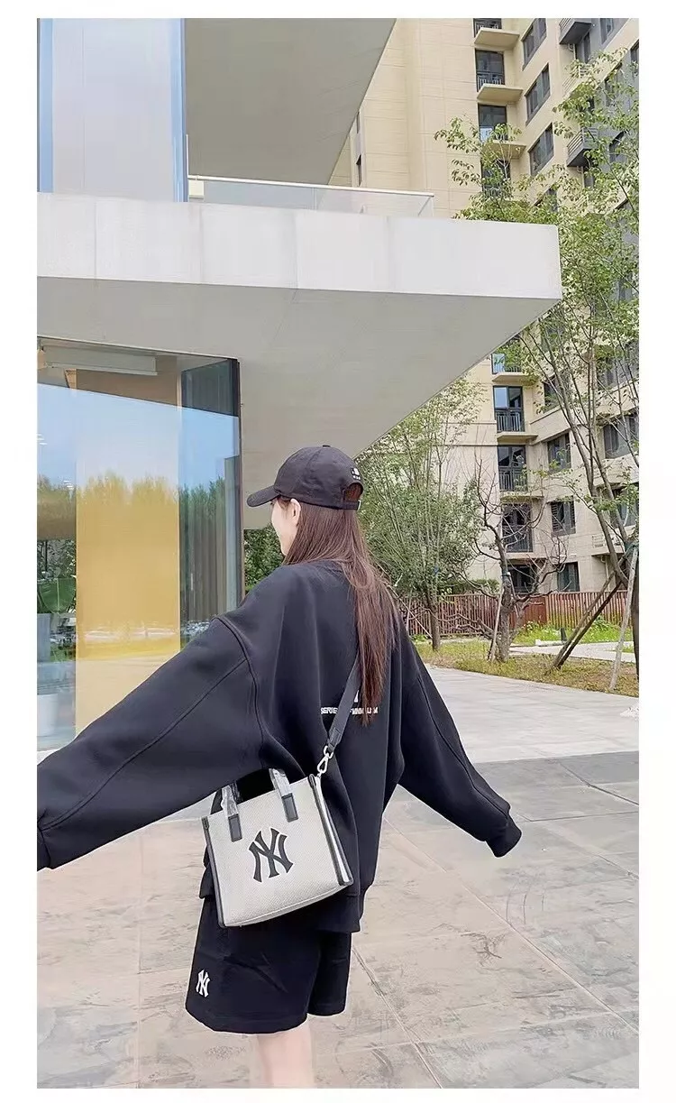 엠엘비 캔버스 자수 포인트 데일리 백 상세 이미지 23