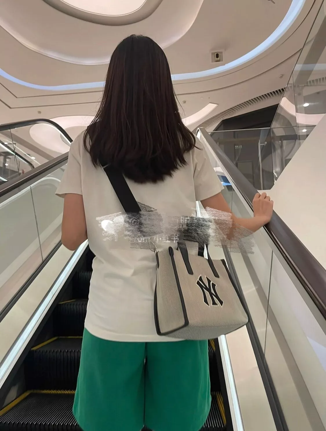 엠엘비 캔버스 자수 포인트 데일리 백 상세 이미지 27