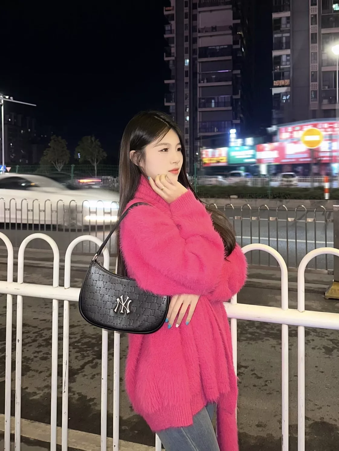 엠엘비 엠보 로고 포인트 언더암 백 상세 이미지 7