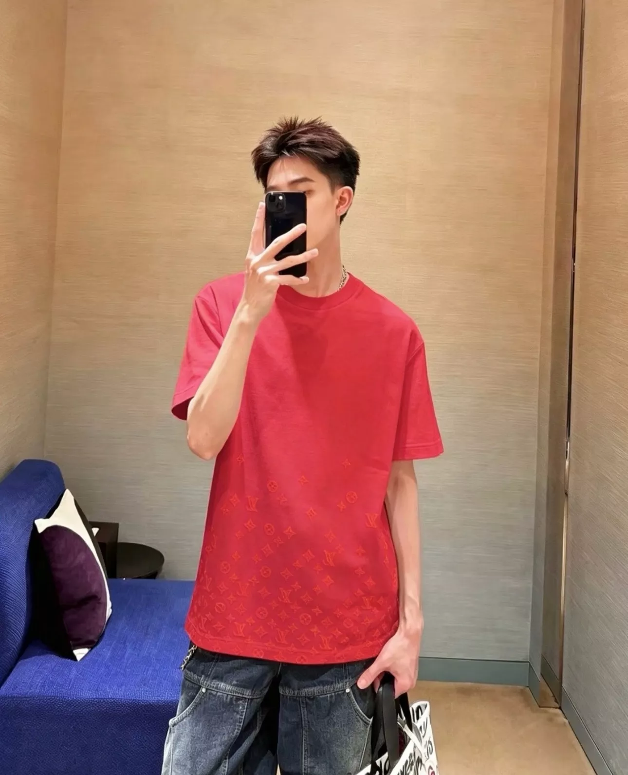 루이비통 그라데이션 레터링 반팔 상의 상세 이미지 14