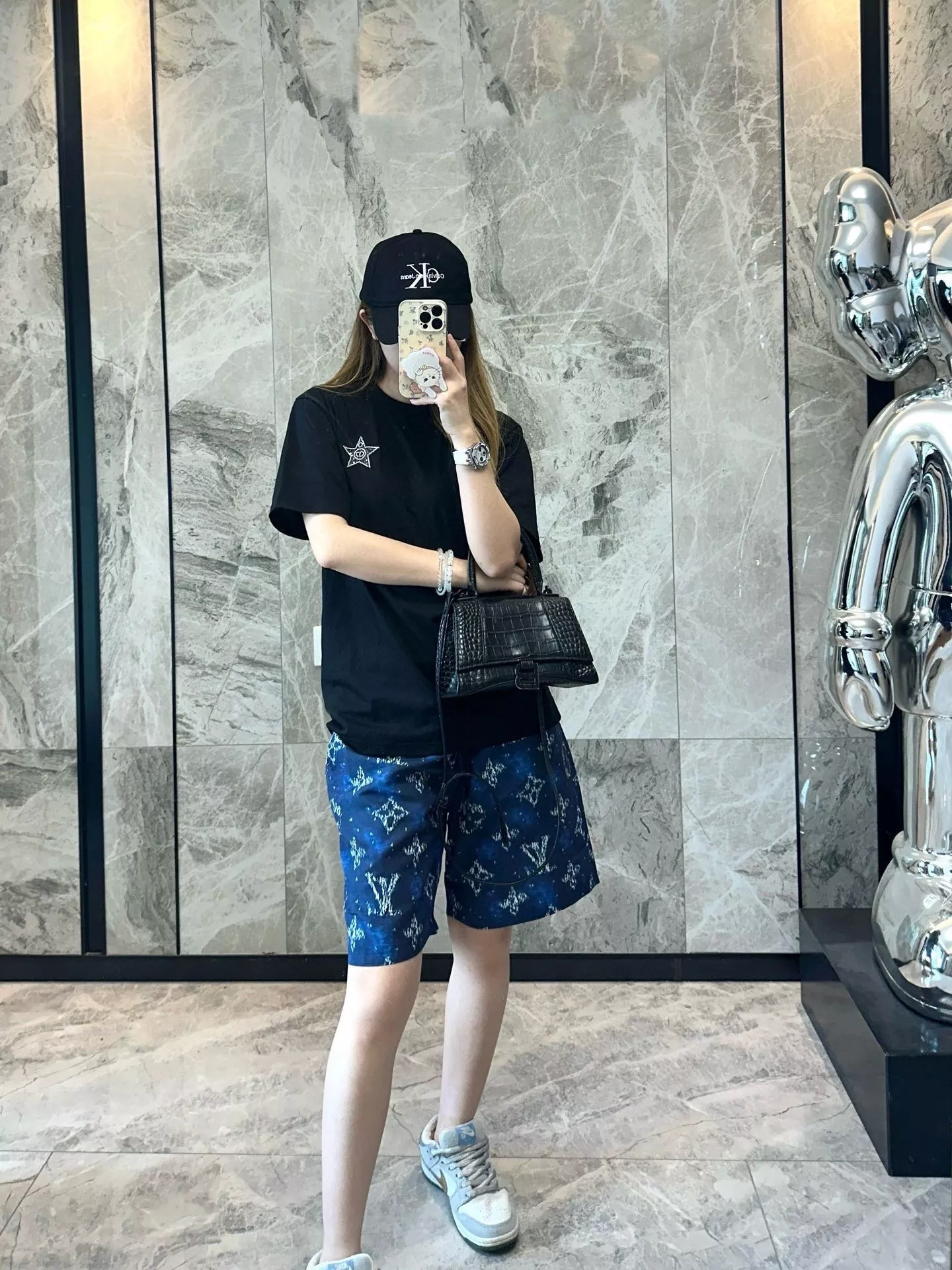 루이비통 모노그램 패턴 반바지 셋업 상세 이미지 11