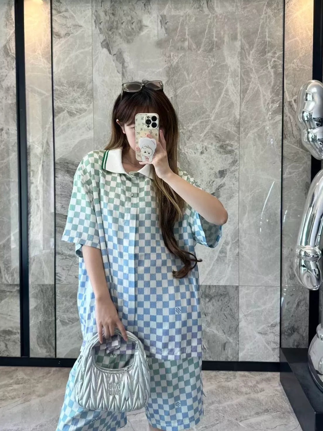 루이비통 그라데이션 다미에 반소매 상의 상세 이미지 17