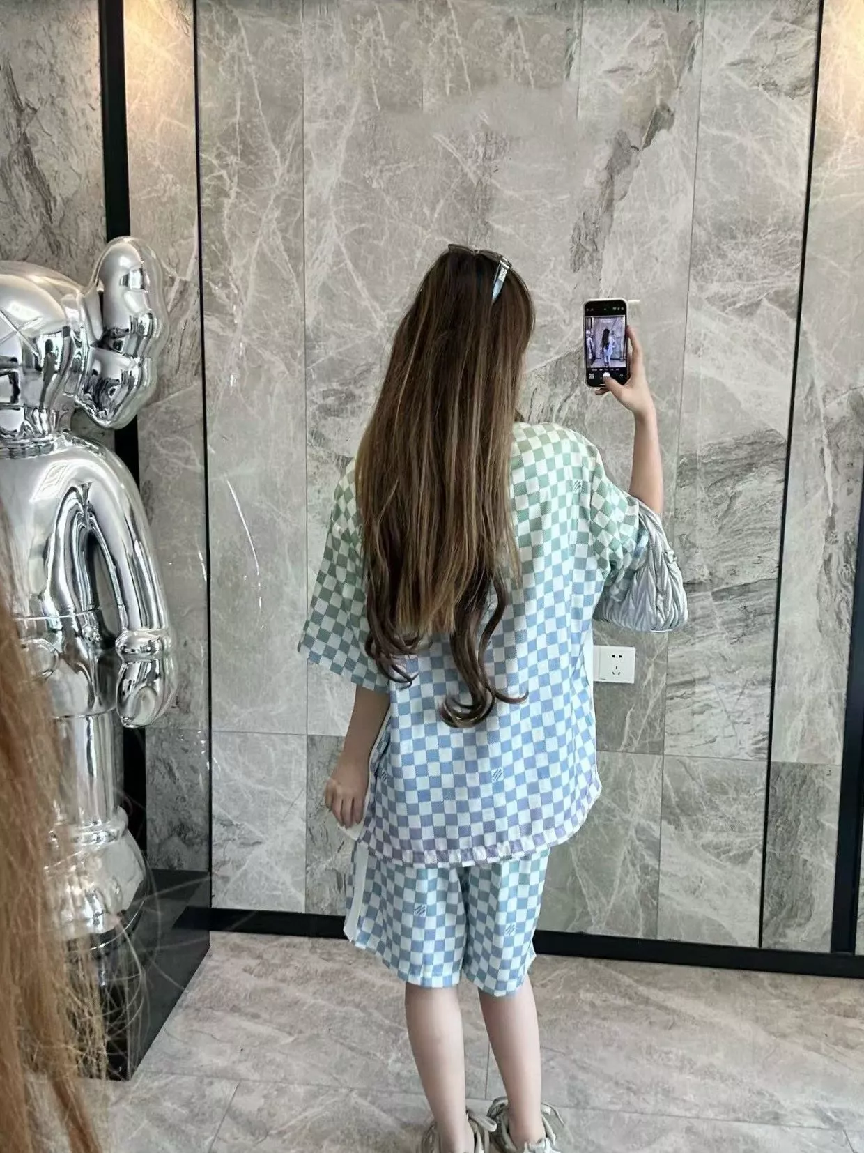 루이비통 그라데이션 다미에 반소매 상의 상세 이미지 19