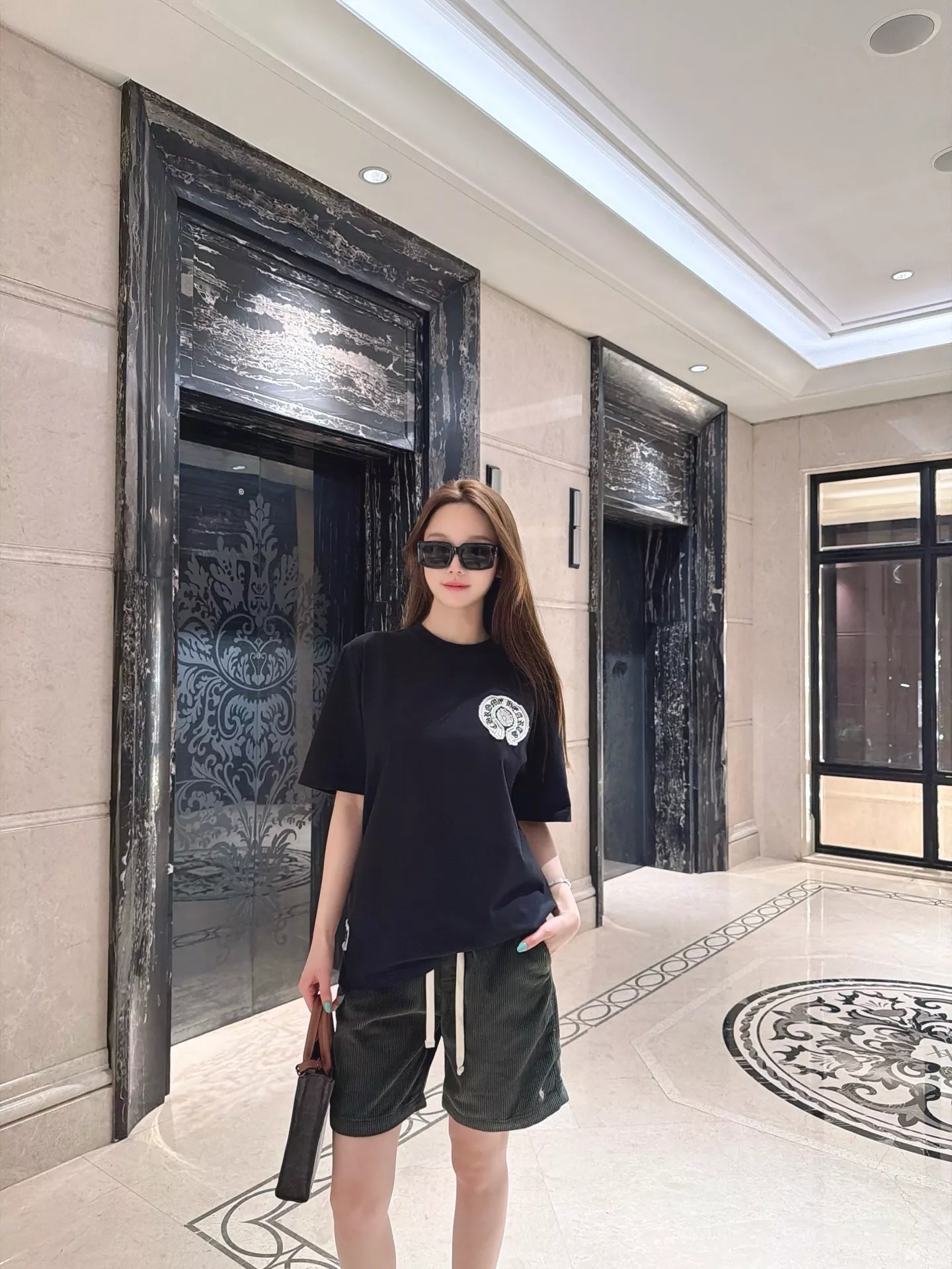 랄프로렌 클래식 자수 포인트 린넨 혼방 밴딩 반바지 상세 이미지 13