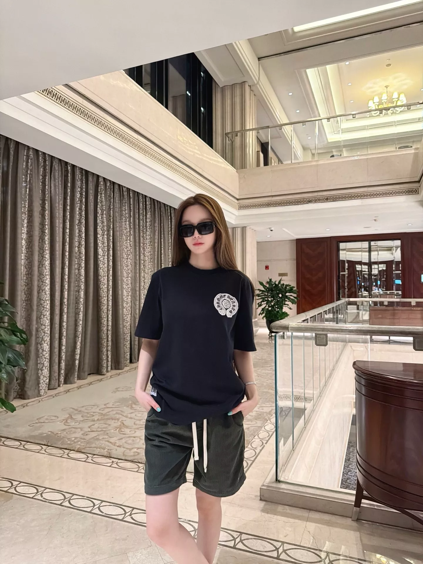 랄프로렌 클래식 자수 포인트 린넨 혼방 밴딩 반바지 상세 이미지 19