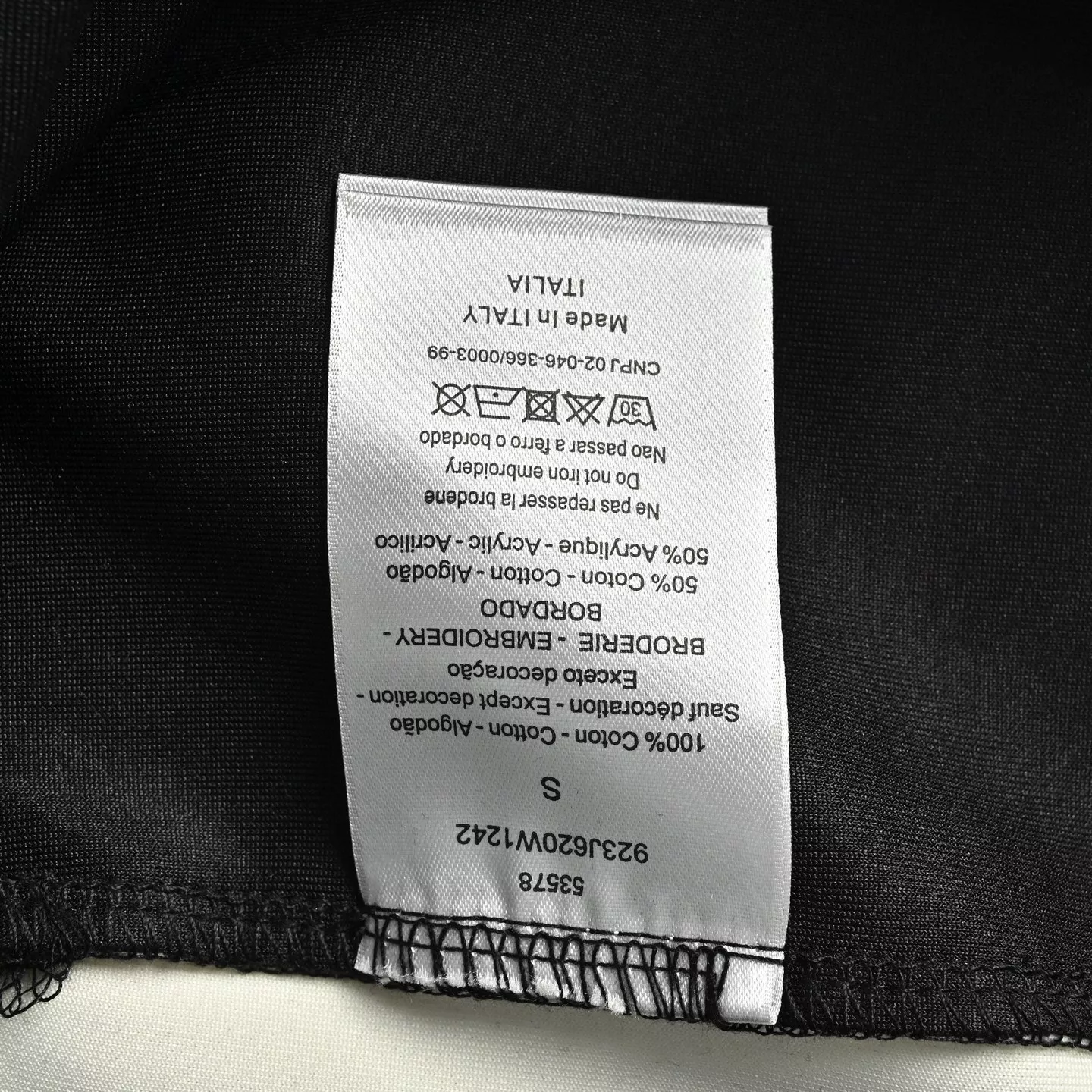 디올 측면 배색 로고 엠보 반바지 상세 이미지 6