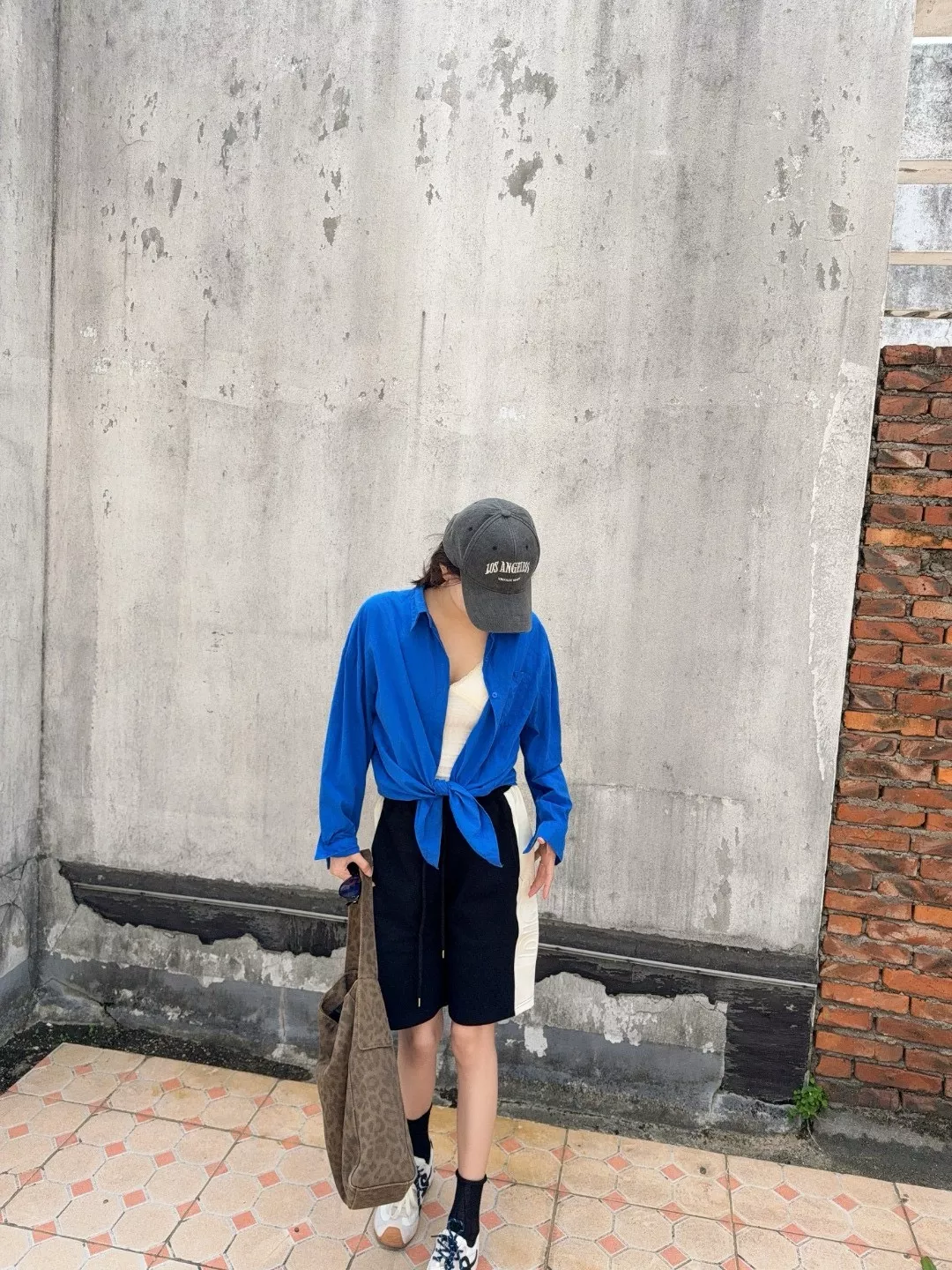 디올 측면 배색 로고 엠보 반바지 상세 이미지 19