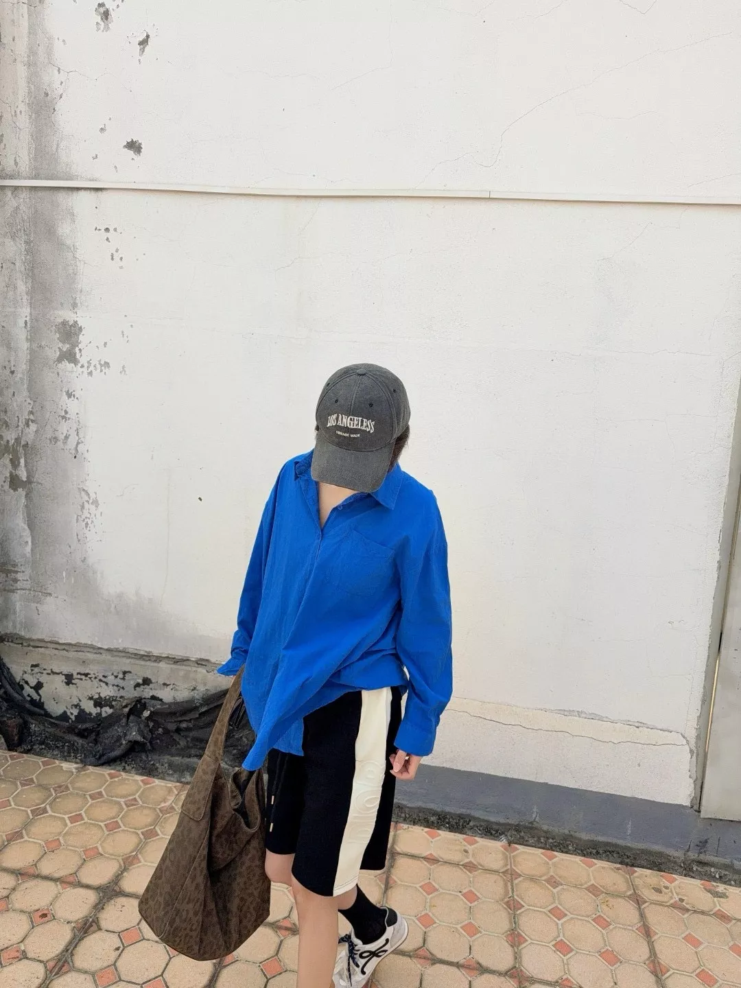 디올 측면 배색 로고 엠보 반바지 상세 이미지 12