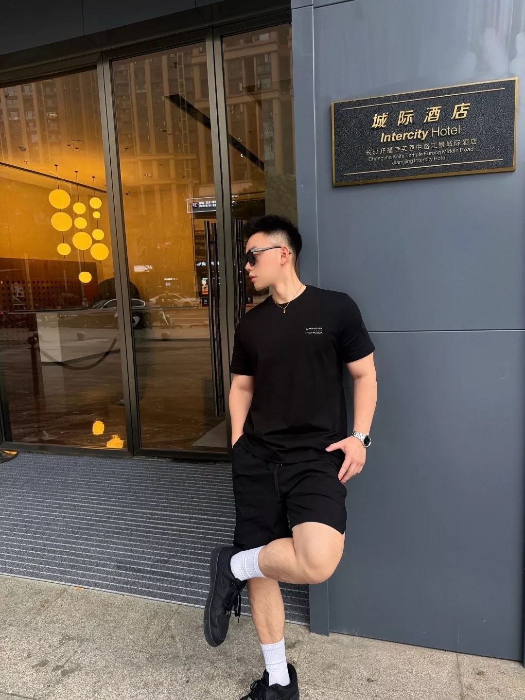 몽클레어 레터링 포인트 코튼 반팔 상의 상세 이미지 14