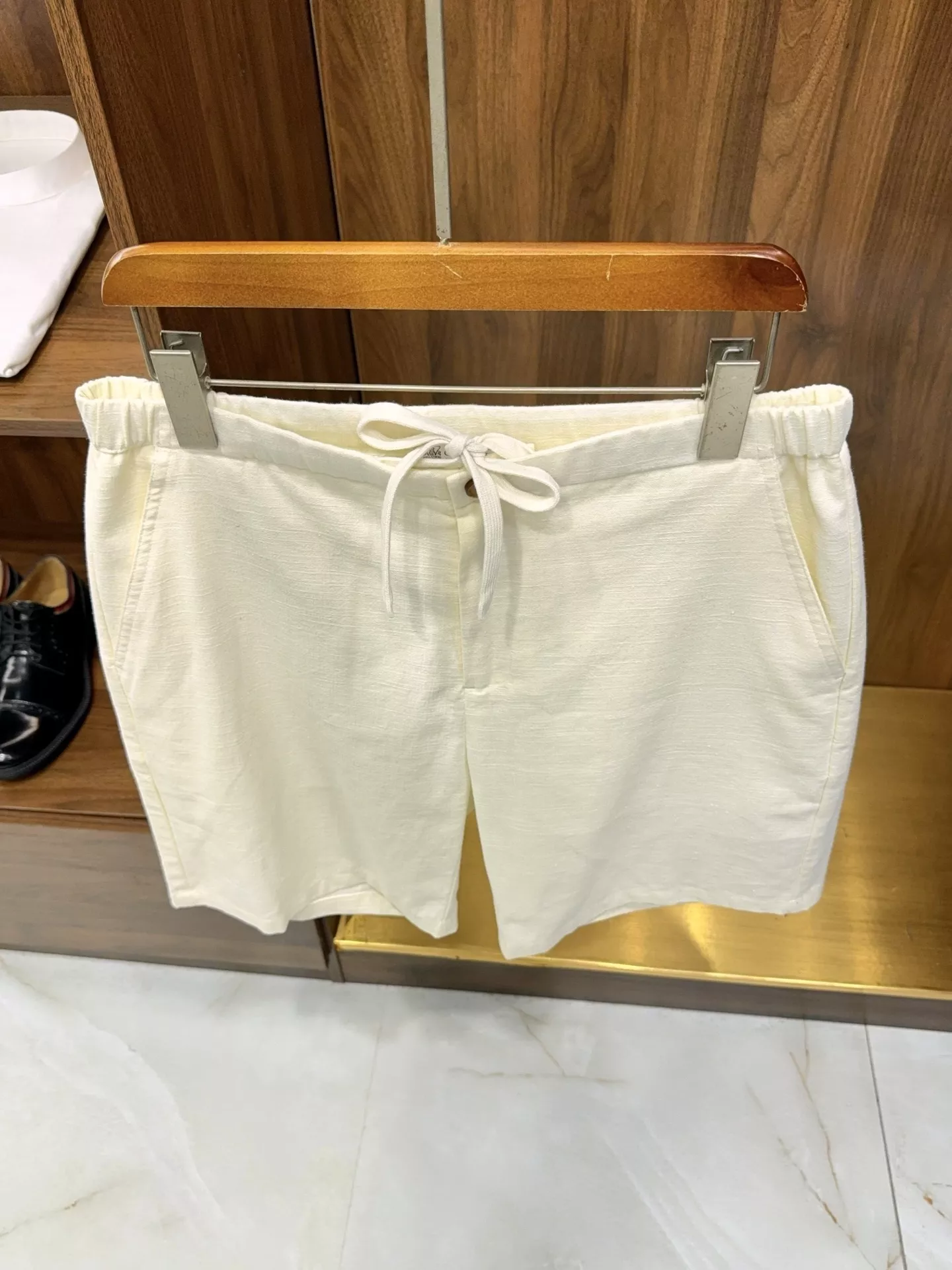 브루넬로쿠치넬리 린넨 코튼 혼방 드로스트링 반바지 상세 이미지 13