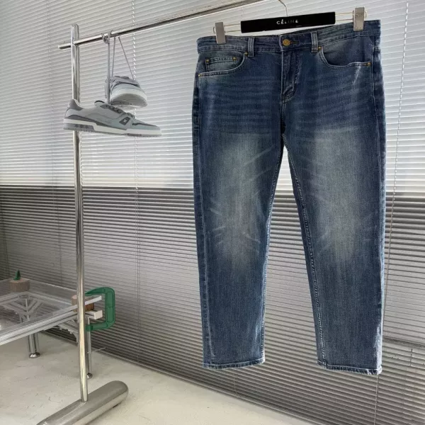 루이비통 자수 로고 워싱 데님 바지