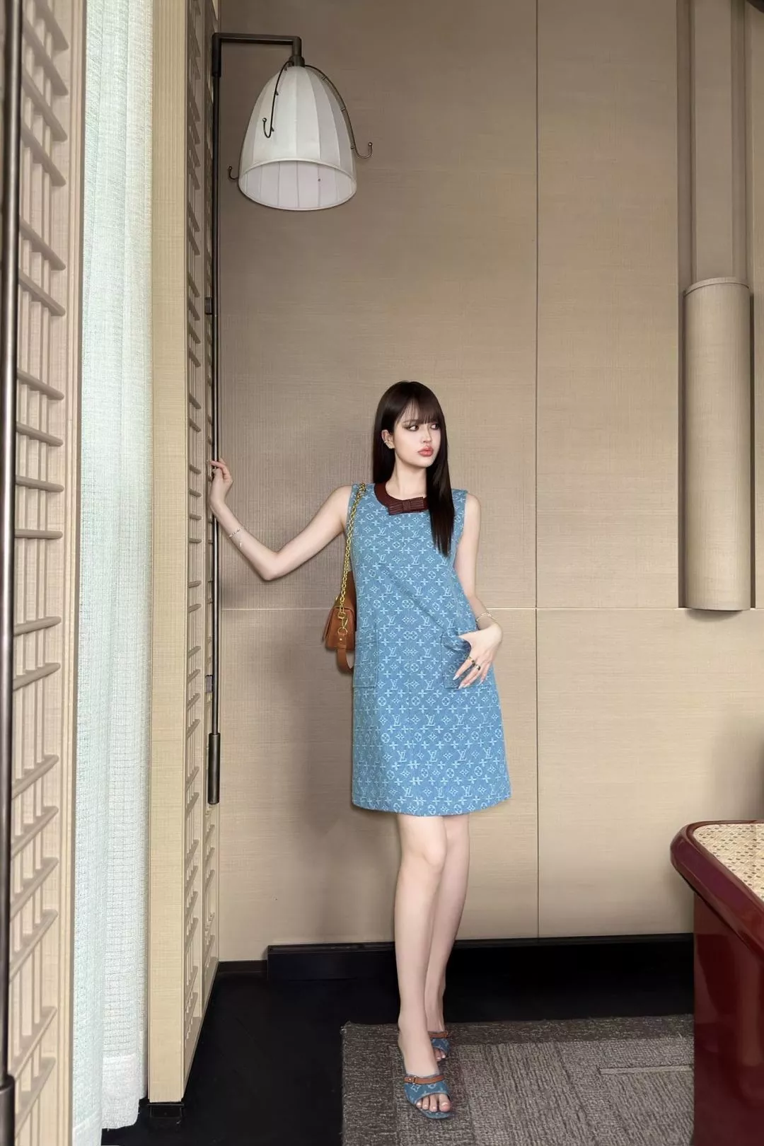 루이비통 모노그램 데님 민소매 드레스 상세 이미지 15