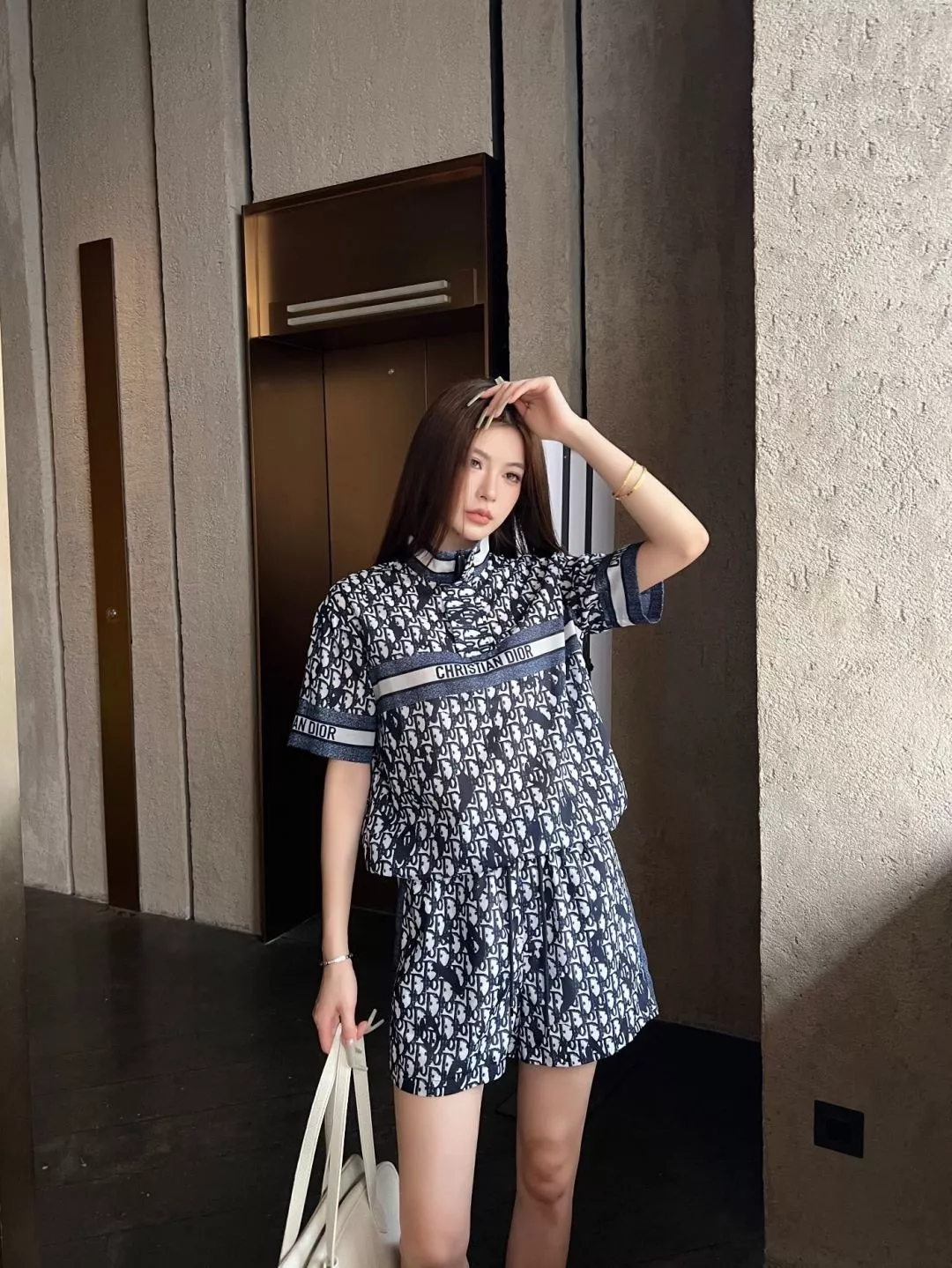 디올 오블리크 패턴 하이넥 반팔 셋업 상세 이미지 14