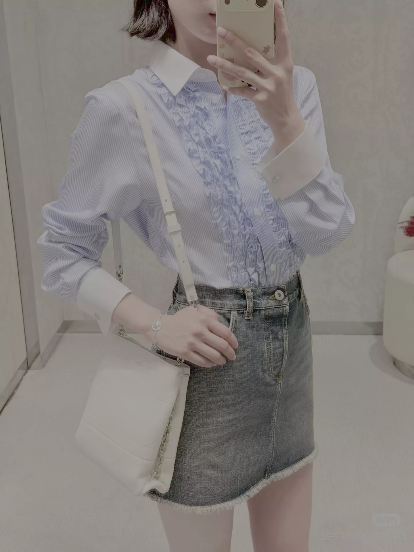 디올 블루 화이트 스트라이프 프릴 포인트 셔츠 상세 이미지 18