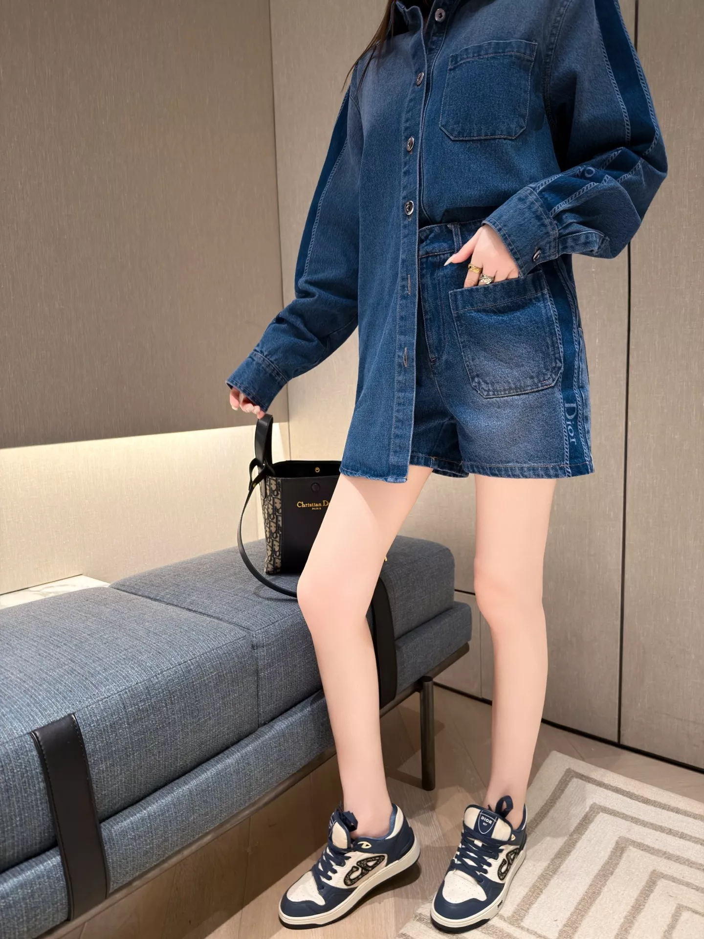 디올 하이웨이스트 워싱 데님 쇼츠 상세 이미지 13