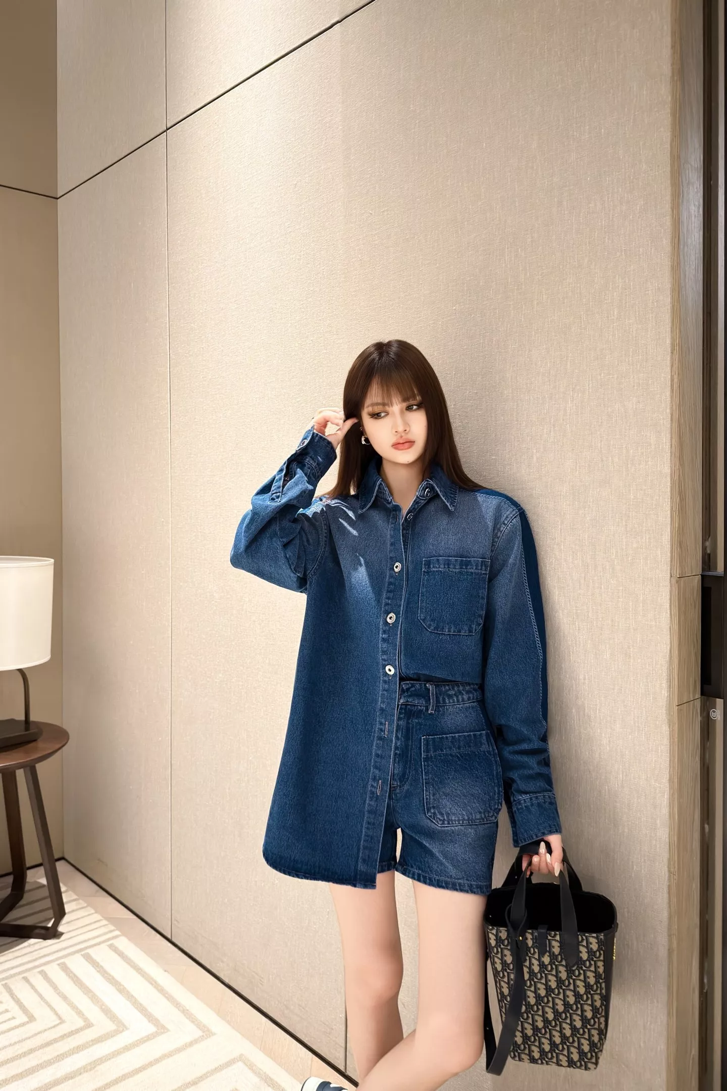 디올 하이웨이스트 워싱 데님 쇼츠 상세 이미지 16