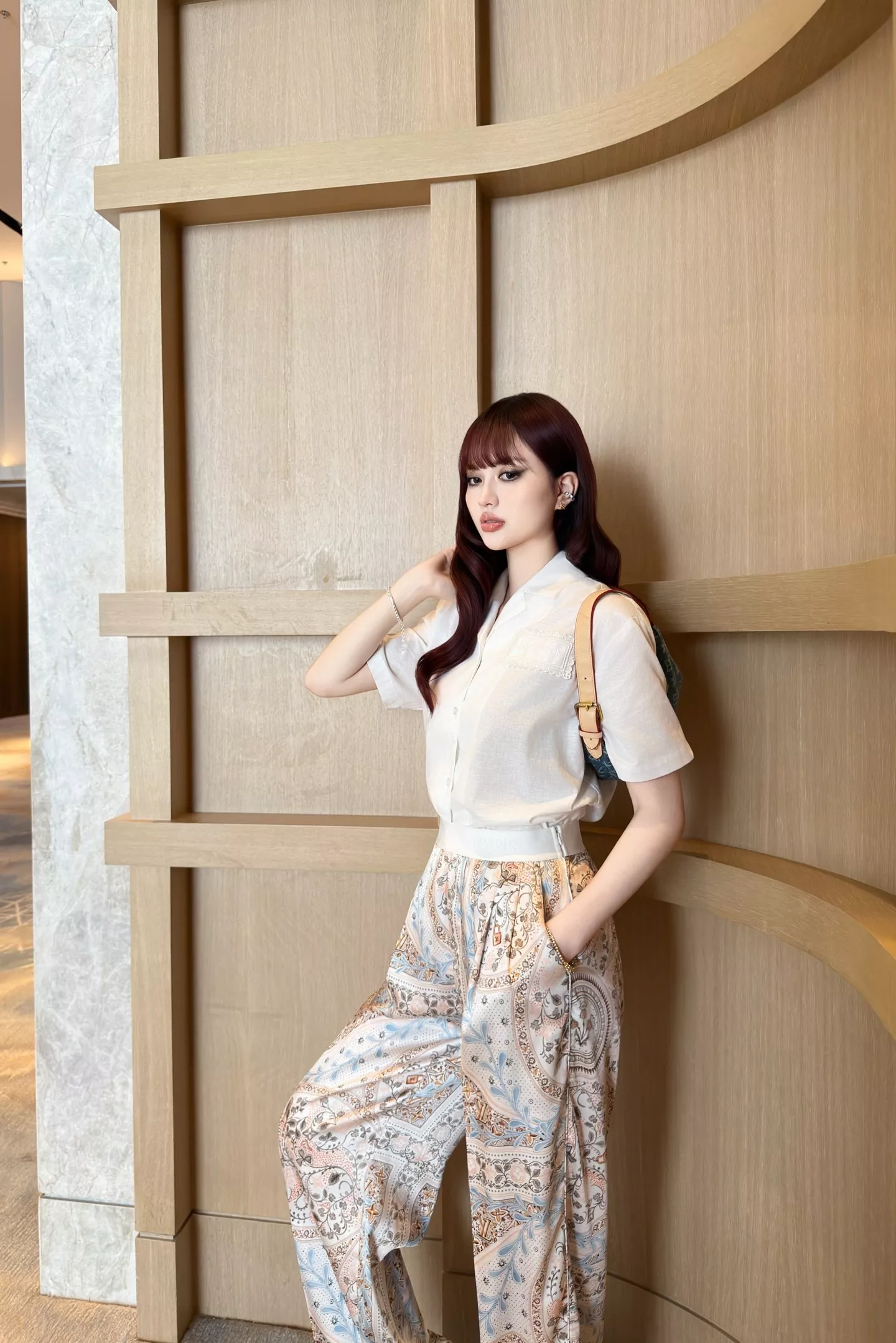 로에베 플라워 프린트 와이드 팬츠 상세 이미지 26