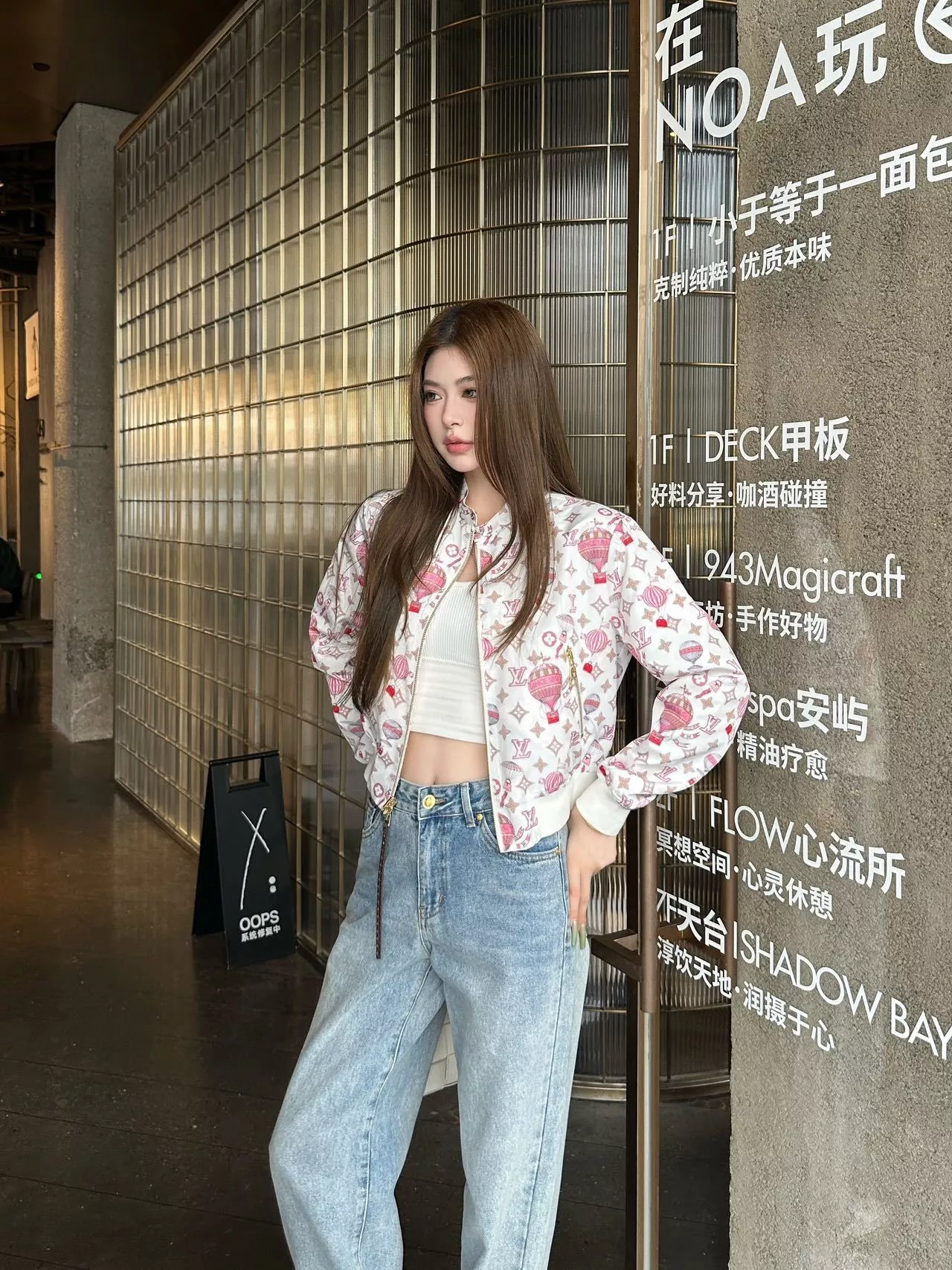 루이비통 양면 착용 크롭 집업 아우터 상세 이미지 22